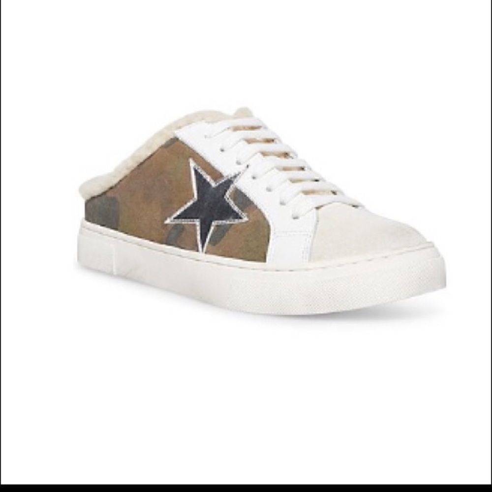 Steve Madden Rae Leather Camo Sneakers                      